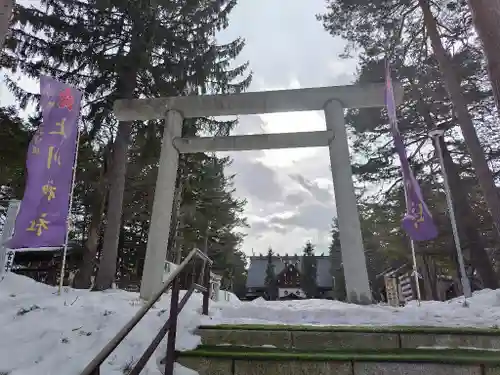 上川神社の鳥居