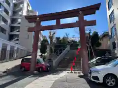 白金氷川神社の鳥居