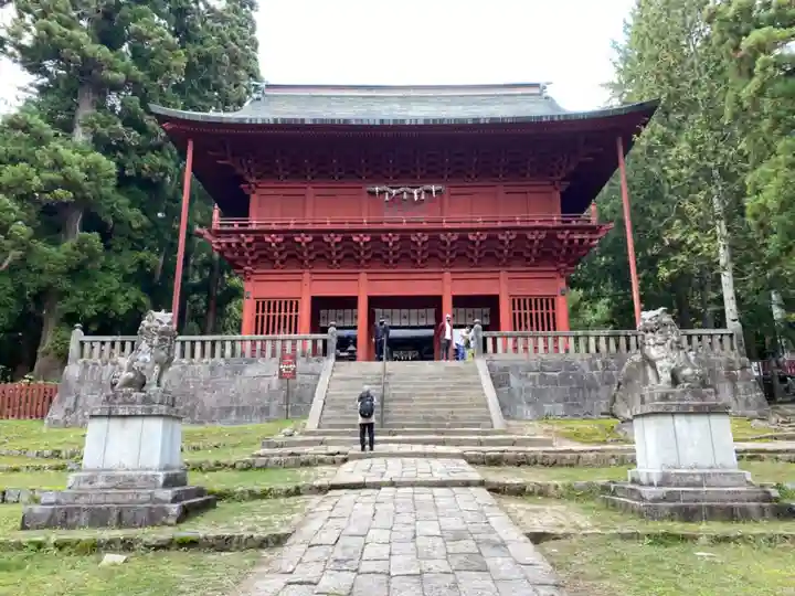 岩木山神社の山門・神門