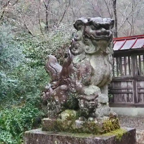 大矢田神社の狛犬