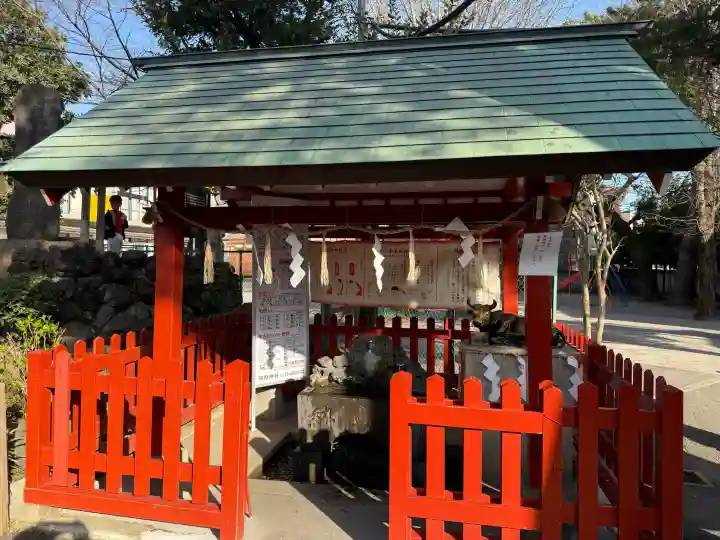 五方山熊野神社の{uncategorized: "未分類", other: "その他", undefined: "問題あり", building: "その他建物", grave: "お墓", sacred_gate: "鳥居", guardian: "狛犬", statue: "像", buddha: "仏像", history: "歴史", nature: "自然", garden: "庭園", animal: "動物", pagoda: "塔", temizu: "手水舎", mountain_gate: "山門・神門", sanctuary: "本殿・本堂", subordinate: "末社・摂社", art: "芸術", scenery: "景色", jizo: "地蔵", ema: "絵馬", goshuin: "御朱印", omikuji: "おみくじ", items: "授与品その他", amulet: "お守り", goshuincho: "御朱印帳", eats: "食事", festival: "お祭り", votive_dance: "神楽", shichigosan: "七五三参", wedding: "結婚式", experience: "体験その他", initially: "初詣", around: "周辺", anti_infection: "感染症対策"}