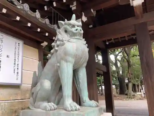 靖國神社の狛犬