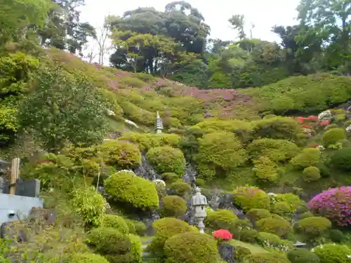 仏行寺（佛行寺）の庭園