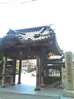 成田山川越別院の山門・神門