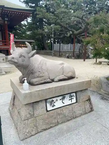 浜宮天神社の像