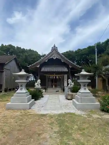 年毛神社の本殿