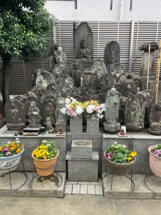 法輪寺の{uncategorized: "未分類", other: "その他", undefined: "問題あり", building: "その他建物", grave: "お墓", sacred_gate: "鳥居", guardian: "狛犬", statue: "像", buddha: "仏像", history: "歴史", nature: "自然", garden: "庭園", animal: "動物", pagoda: "塔", temizu: "手水舎", mountain_gate: "山門・神門", sanctuary: "本殿・本堂", subordinate: "末社・摂社", art: "芸術", scenery: "景色", jizo: "地蔵", ema: "絵馬", goshuin: "御朱印", omikuji: "おみくじ", items: "授与品その他", amulet: "お守り", goshuincho: "御朱印帳", eats: "食事", festival: "お祭り", votive_dance: "神楽", shichigosan: "七五三参", wedding: "結婚式", experience: "体験その他", initially: "初詣", around: "周辺", anti_infection: "感染症対策"}