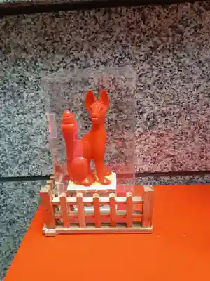 宝童稲荷神社の狛犬