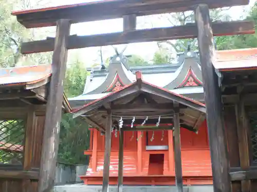 村屋坐弥冨都比売神社の本殿