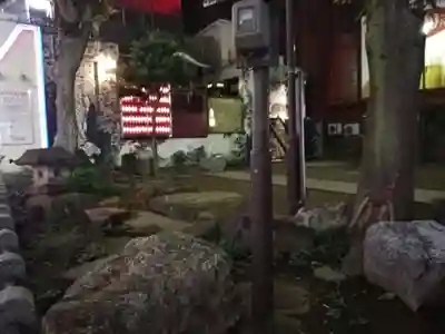 歌舞伎町弁財天の庭園