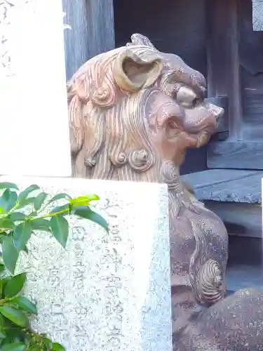 羽黒神社の狛犬