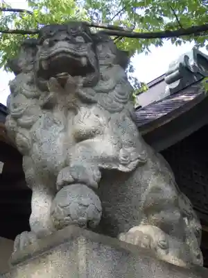 美和神社の狛犬