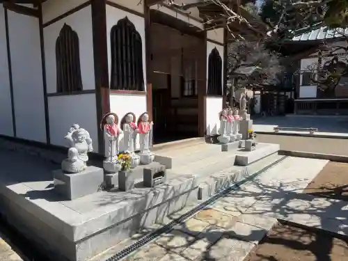 高松寺の{uncategorized: "未分類", other: "その他", undefined: "問題あり", building: "その他建物", grave: "お墓", sacred_gate: "鳥居", guardian: "狛犬", statue: "像", buddha: "仏像", history: "歴史", nature: "自然", garden: "庭園", animal: "動物", pagoda: "塔", temizu: "手水舎", mountain_gate: "山門・神門", sanctuary: "本殿・本堂", subordinate: "末社・摂社", art: "芸術", scenery: "景色", jizo: "地蔵", ema: "絵馬", goshuin: "御朱印", omikuji: "おみくじ", items: "授与品その他", amulet: "お守り", goshuincho: "御朱印帳", eats: "食事", festival: "お祭り", votive_dance: "神楽", shichigosan: "七五三参", wedding: "結婚式", experience: "体験その他", initially: "初詣", around: "周辺", anti_infection: "感染症対策"}