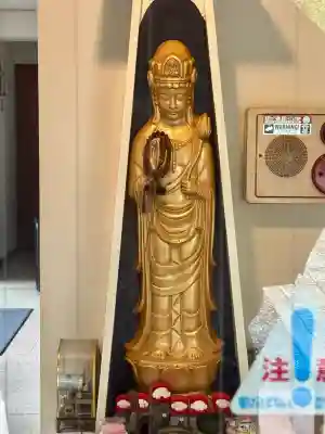 円通寺の{uncategorized: "未分類", other: "その他", undefined: "問題あり", building: "その他建物", grave: "お墓", sacred_gate: "鳥居", guardian: "狛犬", statue: "像", buddha: "仏像", history: "歴史", nature: "自然", garden: "庭園", animal: "動物", pagoda: "塔", temizu: "手水舎", mountain_gate: "山門・神門", sanctuary: "本殿・本堂", subordinate: "末社・摂社", art: "芸術", scenery: "景色", jizo: "地蔵", ema: "絵馬", goshuin: "御朱印", omikuji: "おみくじ", items: "授与品その他", amulet: "お守り", goshuincho: "御朱印帳", eats: "食事", festival: "お祭り", votive_dance: "神楽", shichigosan: "七五三参", wedding: "結婚式", experience: "体験その他", initially: "初詣", around: "周辺", anti_infection: "感染症対策"}