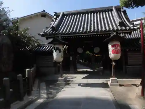 了徳院の山門・神門