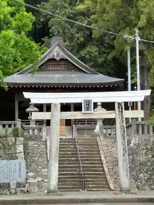 守山八幡宮の{uncategorized: "未分類", other: "その他", undefined: "問題あり", building: "その他建物", grave: "お墓", sacred_gate: "鳥居", guardian: "狛犬", statue: "像", buddha: "仏像", history: "歴史", nature: "自然", garden: "庭園", animal: "動物", pagoda: "塔", temizu: "手水舎", mountain_gate: "山門・神門", sanctuary: "本殿・本堂", subordinate: "末社・摂社", art: "芸術", scenery: "景色", jizo: "地蔵", ema: "絵馬", goshuin: "御朱印", omikuji: "おみくじ", items: "授与品その他", amulet: "お守り", goshuincho: "御朱印帳", eats: "食事", festival: "お祭り", votive_dance: "神楽", shichigosan: "七五三参", wedding: "結婚式", experience: "体験その他", initially: "初詣", around: "周辺", anti_infection: "感染症対策"}