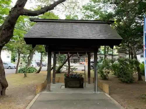 北広島市総鎮守　廣島神社の手水舎
