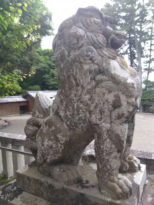 佐伎治神社の狛犬
