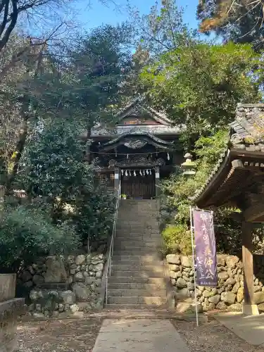 鎌形八幡神社の{uncategorized: "未分類", other: "その他", undefined: "問題あり", building: "その他建物", grave: "お墓", sacred_gate: "鳥居", guardian: "狛犬", statue: "像", buddha: "仏像", history: "歴史", nature: "自然", garden: "庭園", animal: "動物", pagoda: "塔", temizu: "手水舎", mountain_gate: "山門・神門", sanctuary: "本殿・本堂", subordinate: "末社・摂社", art: "芸術", scenery: "景色", jizo: "地蔵", ema: "絵馬", goshuin: "御朱印", omikuji: "おみくじ", items: "授与品その他", amulet: "お守り", goshuincho: "御朱印帳", eats: "食事", festival: "お祭り", votive_dance: "神楽", shichigosan: "七五三参", wedding: "結婚式", experience: "体験その他", initially: "初詣", around: "周辺", anti_infection: "感染症対策"}