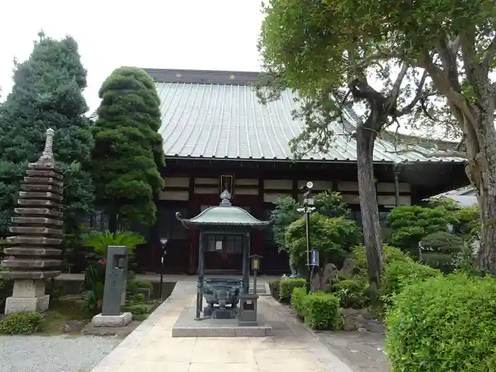 玉寳寺の本殿