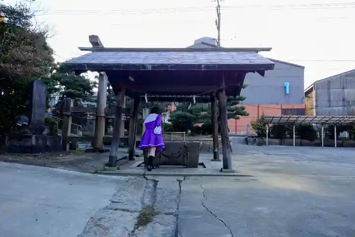 平坂熊野神社の手水舎