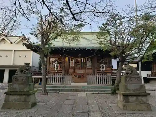 本郷氷川神社の本殿・本堂