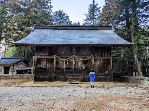 片桐御射山神社の本殿