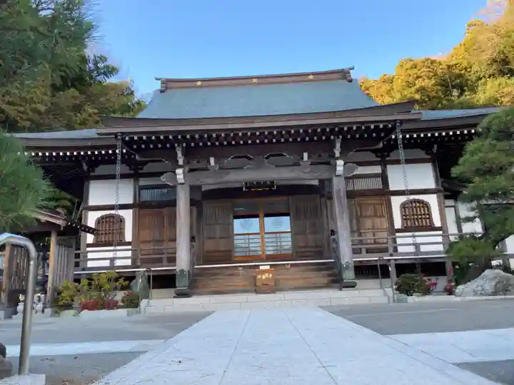 久成寺の本殿・本堂
