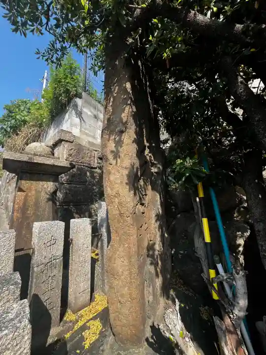 黒龍大神の{uncategorized: "未分類", other: "その他", undefined: "問題あり", building: "その他建物", grave: "お墓", sacred_gate: "鳥居", guardian: "狛犬", statue: "像", buddha: "仏像", history: "歴史", nature: "自然", garden: "庭園", animal: "動物", pagoda: "塔", temizu: "手水舎", mountain_gate: "山門・神門", sanctuary: "本殿・本堂", subordinate: "末社・摂社", art: "芸術", scenery: "景色", jizo: "地蔵", ema: "絵馬", goshuin: "御朱印", omikuji: "おみくじ", items: "授与品その他", amulet: "お守り", goshuincho: "御朱印帳", eats: "食事", festival: "お祭り", votive_dance: "神楽", shichigosan: "七五三参", wedding: "結婚式", experience: "体験その他", initially: "初詣", around: "周辺", anti_infection: "感染症対策"}