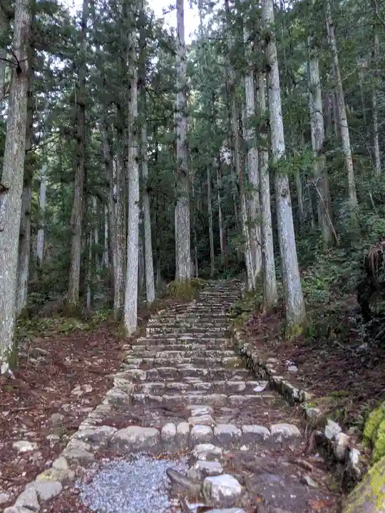 鳳来寺山奥の院(愛知県)