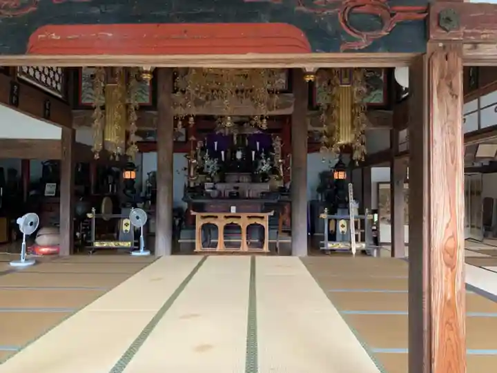 妙泉寺の本殿・本堂