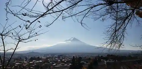 新倉富士浅間神社の景色