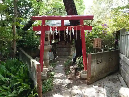 登渡神社の末社・摂社