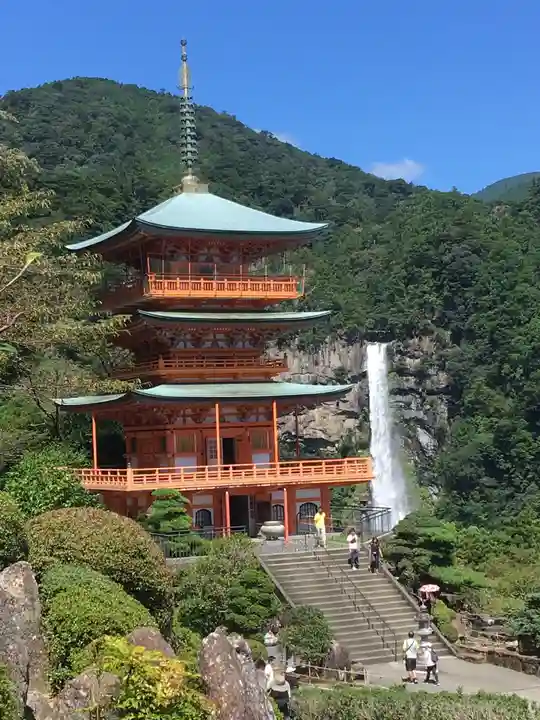 熊野那智大社の塔