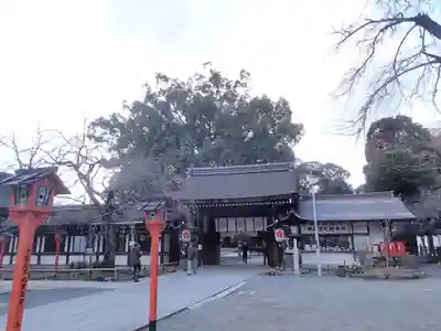 平野神社の山門・神門