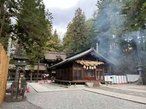 諏訪大社下社春宮(長野県)