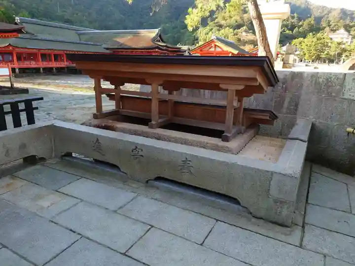厳島神社(広島県)