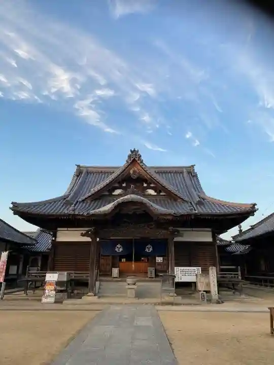 長尾寺の本殿・本堂