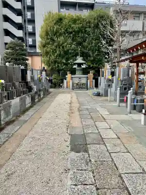 東覺寺の{uncategorized: "未分類", other: "その他", undefined: "問題あり", building: "その他建物", grave: "お墓", sacred_gate: "鳥居", guardian: "狛犬", statue: "像", buddha: "仏像", history: "歴史", nature: "自然", garden: "庭園", animal: "動物", pagoda: "塔", temizu: "手水舎", mountain_gate: "山門・神門", sanctuary: "本殿・本堂", subordinate: "末社・摂社", art: "芸術", scenery: "景色", jizo: "地蔵", ema: "絵馬", goshuin: "御朱印", omikuji: "おみくじ", items: "授与品その他", amulet: "お守り", goshuincho: "御朱印帳", eats: "食事", festival: "お祭り", votive_dance: "神楽", shichigosan: "七五三参", wedding: "結婚式", experience: "体験その他", initially: "初詣", around: "周辺", anti_infection: "感染症対策"}