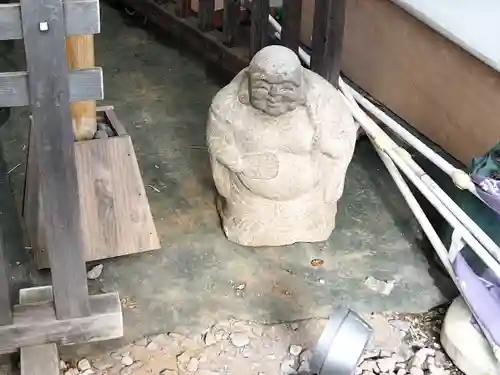 【閉業】小石川大神宮の像