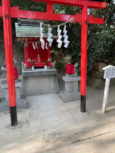 越木岩神社の末社・摂社