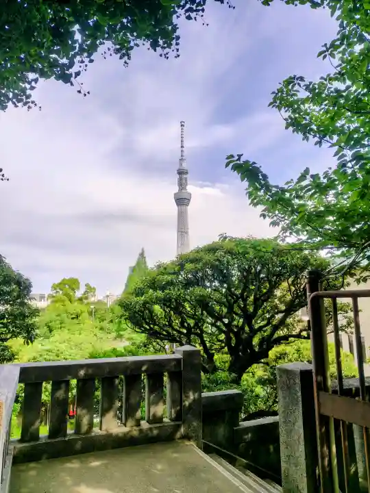 待乳山聖天(本龍院)の{uncategorized: "未分類", other: "その他", undefined: "問題あり", building: "その他建物", grave: "お墓", sacred_gate: "鳥居", guardian: "狛犬", statue: "像", buddha: "仏像", history: "歴史", nature: "自然", garden: "庭園", animal: "動物", pagoda: "塔", temizu: "手水舎", mountain_gate: "山門・神門", sanctuary: "本殿・本堂", subordinate: "末社・摂社", art: "芸術", scenery: "景色", jizo: "地蔵", ema: "絵馬", goshuin: "御朱印", omikuji: "おみくじ", items: "授与品その他", amulet: "お守り", goshuincho: "御朱印帳", eats: "食事", festival: "お祭り", votive_dance: "神楽", shichigosan: "七五三参", wedding: "結婚式", experience: "体験その他", initially: "初詣", around: "周辺", anti_infection: "感染症対策"}