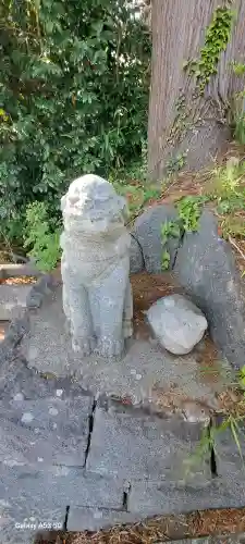 蛇ケ崎八幡神社の{uncategorized: "未分類", other: "その他", undefined: "問題あり", building: "その他建物", grave: "お墓", sacred_gate: "鳥居", guardian: "狛犬", statue: "像", buddha: "仏像", history: "歴史", nature: "自然", garden: "庭園", animal: "動物", pagoda: "塔", temizu: "手水舎", mountain_gate: "山門・神門", sanctuary: "本殿・本堂", subordinate: "末社・摂社", art: "芸術", scenery: "景色", jizo: "地蔵", ema: "絵馬", goshuin: "御朱印", omikuji: "おみくじ", items: "授与品その他", amulet: "お守り", goshuincho: "御朱印帳", eats: "食事", festival: "お祭り", votive_dance: "神楽", shichigosan: "七五三参", wedding: "結婚式", experience: "体験その他", initially: "初詣", around: "周辺", anti_infection: "感染症対策"}