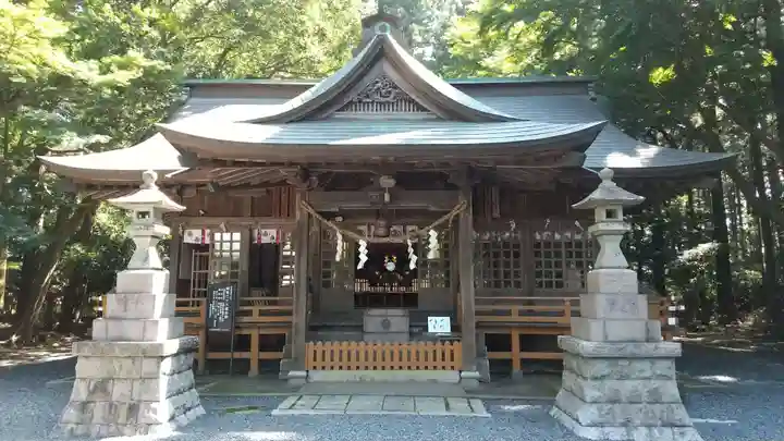 鹿島神社の本殿・本堂