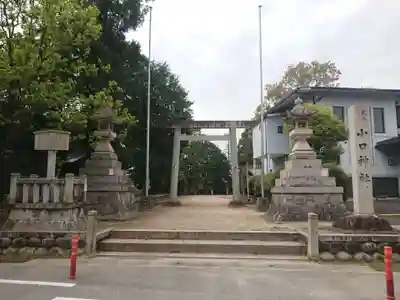 小口神社(城屋敷)の鳥居