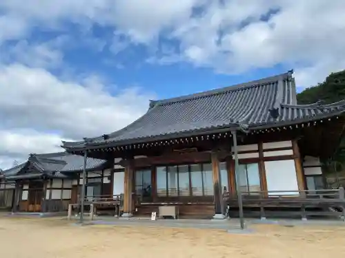 生福寺の{uncategorized: "未分類", other: "その他", undefined: "問題あり", building: "その他建物", grave: "お墓", sacred_gate: "鳥居", guardian: "狛犬", statue: "像", buddha: "仏像", history: "歴史", nature: "自然", garden: "庭園", animal: "動物", pagoda: "塔", temizu: "手水舎", mountain_gate: "山門・神門", sanctuary: "本殿・本堂", subordinate: "末社・摂社", art: "芸術", scenery: "景色", jizo: "地蔵", ema: "絵馬", goshuin: "御朱印", omikuji: "おみくじ", items: "授与品その他", amulet: "お守り", goshuincho: "御朱印帳", eats: "食事", festival: "お祭り", votive_dance: "神楽", shichigosan: "七五三参", wedding: "結婚式", experience: "体験その他", initially: "初詣", around: "周辺", anti_infection: "感染症対策"}