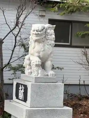 南豪神社の狛犬