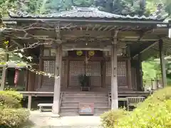 園養寺の本殿