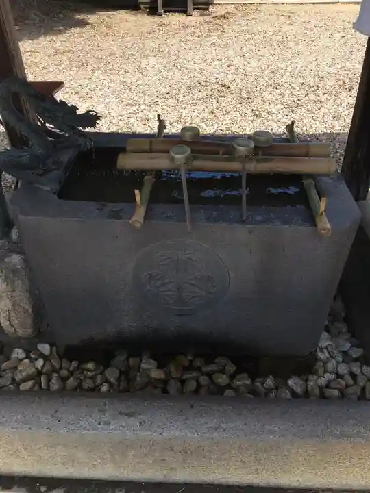 伊賀八幡宮の手水舎