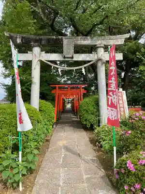 尾曳稲荷神社の鳥居